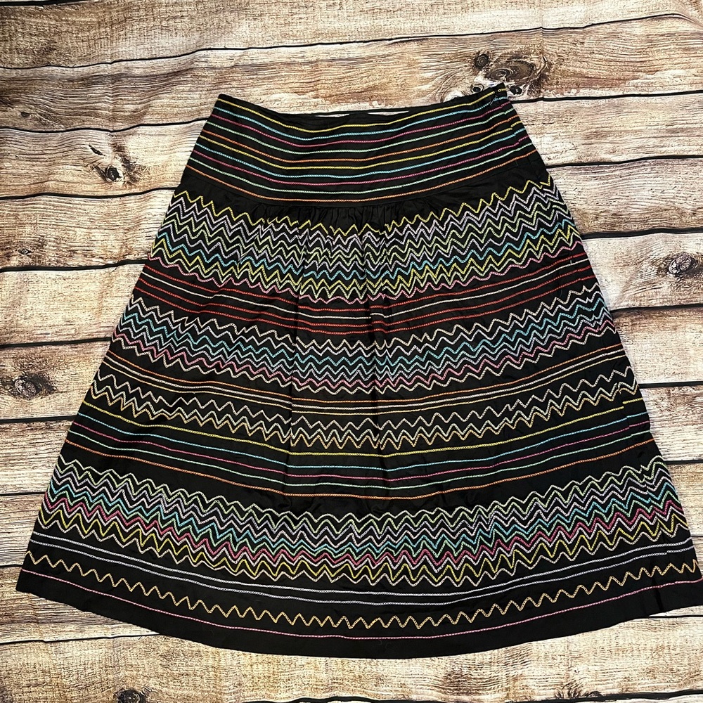 Sz 2 Harold's Black Multicolor Zigzag A-Line Skirt